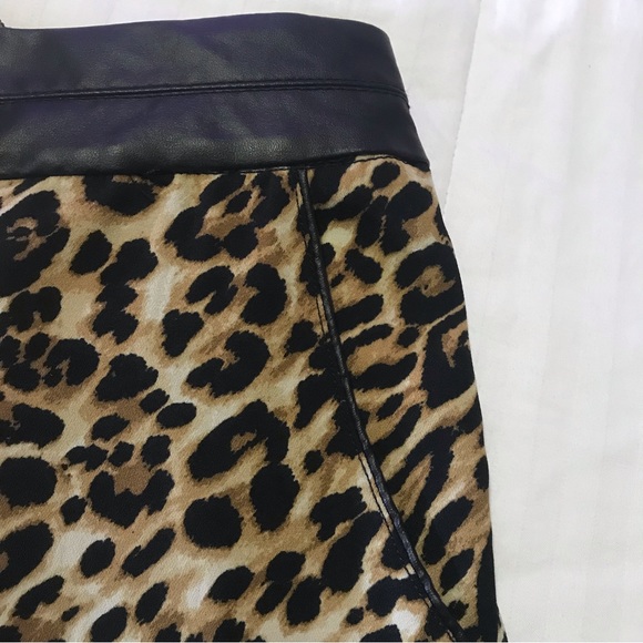 Jessica Simpson Leopard Print Achilles Moxie Faux Leather Trim Pants Size Med. - Picture 4 of 5
